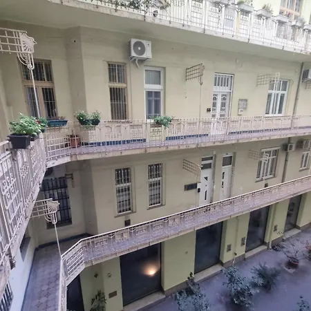Deluxe4 With 2 Next To The Synagogue Free Air Conditioner, Sauna Budapeste
